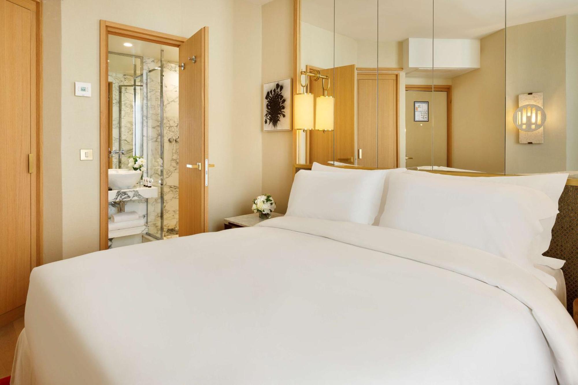 Le Belgrand Hotel Paris Champs Elysees, Tapestry By Hilton Exterior foto