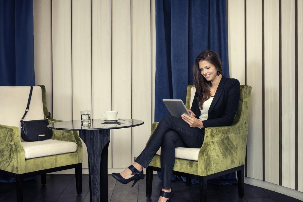 Le Belgrand Hotel Paris Champs Elysees, Tapestry By Hilton Exterior foto